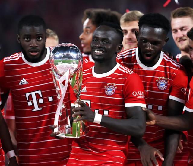 B体育必一运动-马内首秀+首球+首冠！“世界级”穆西亚拉抢戏超级杯