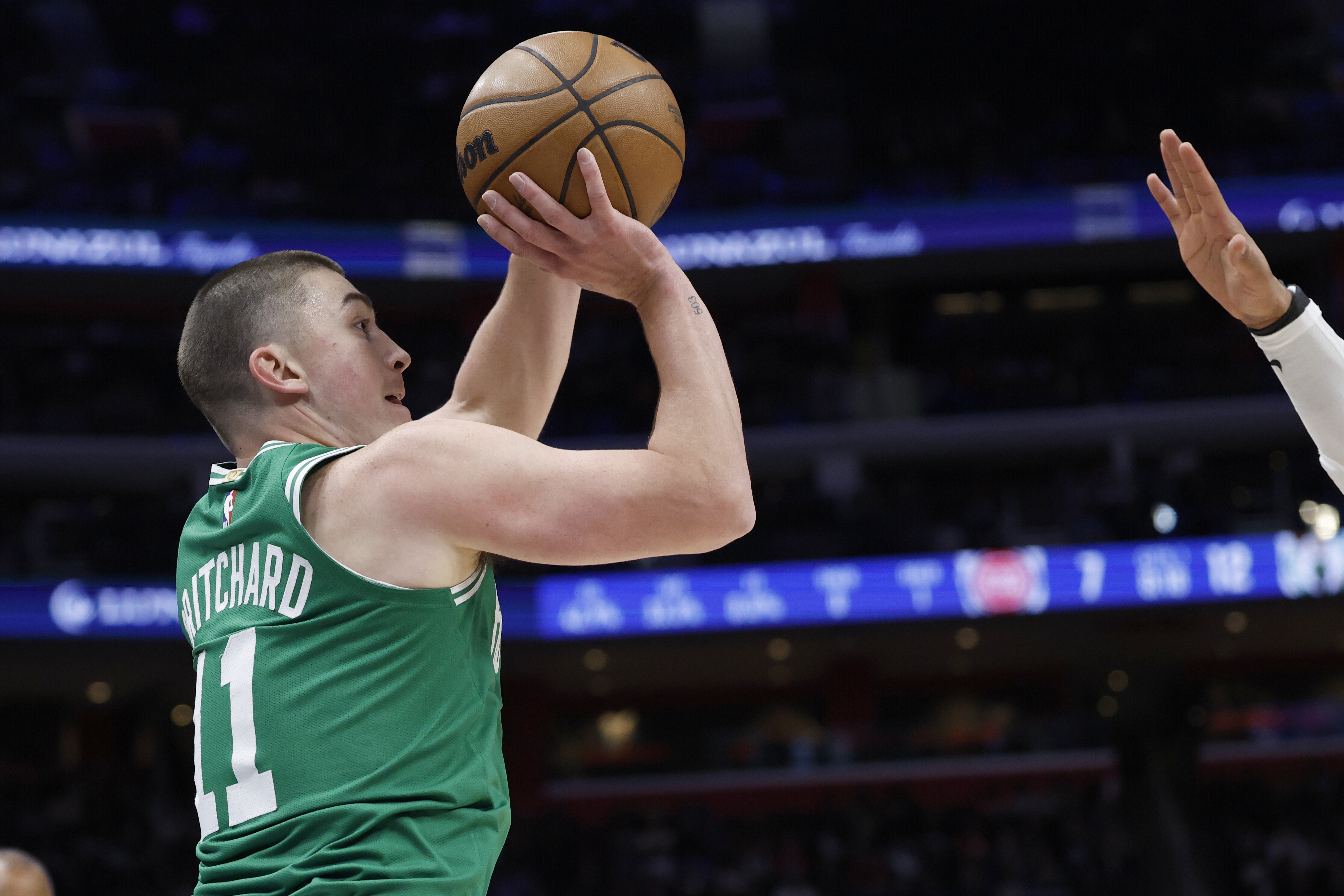 你是大功臣！普理查德第二加时关键上篮 砍下全场最高的32分