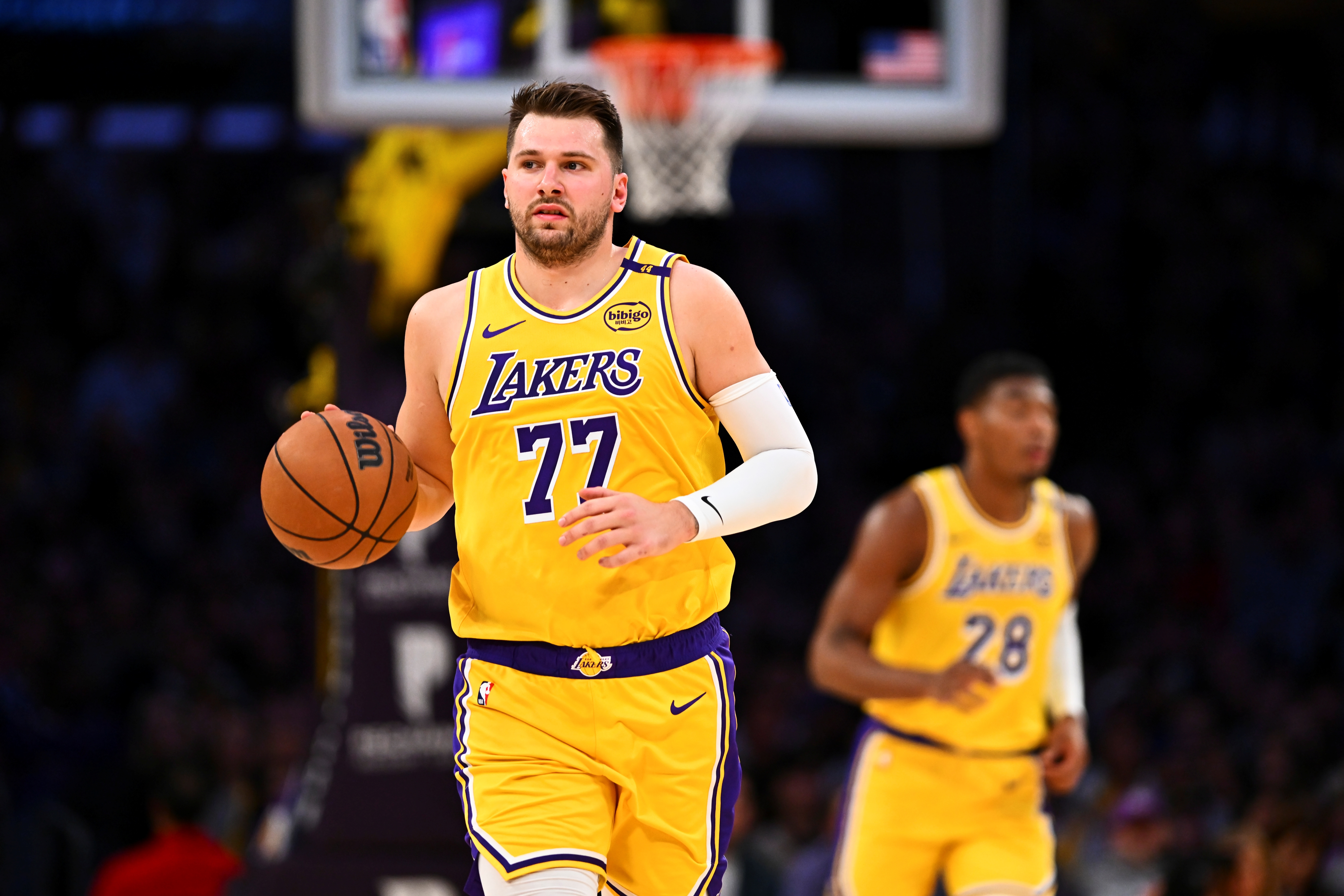 必一运动-雷迪克：第三节一度进攻不畅 东契奇完成精彩进攻&amp;帮我们找回节奏